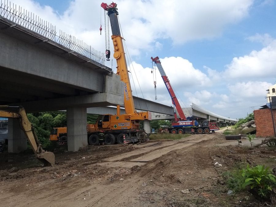 Vận chuyển và lao lắp